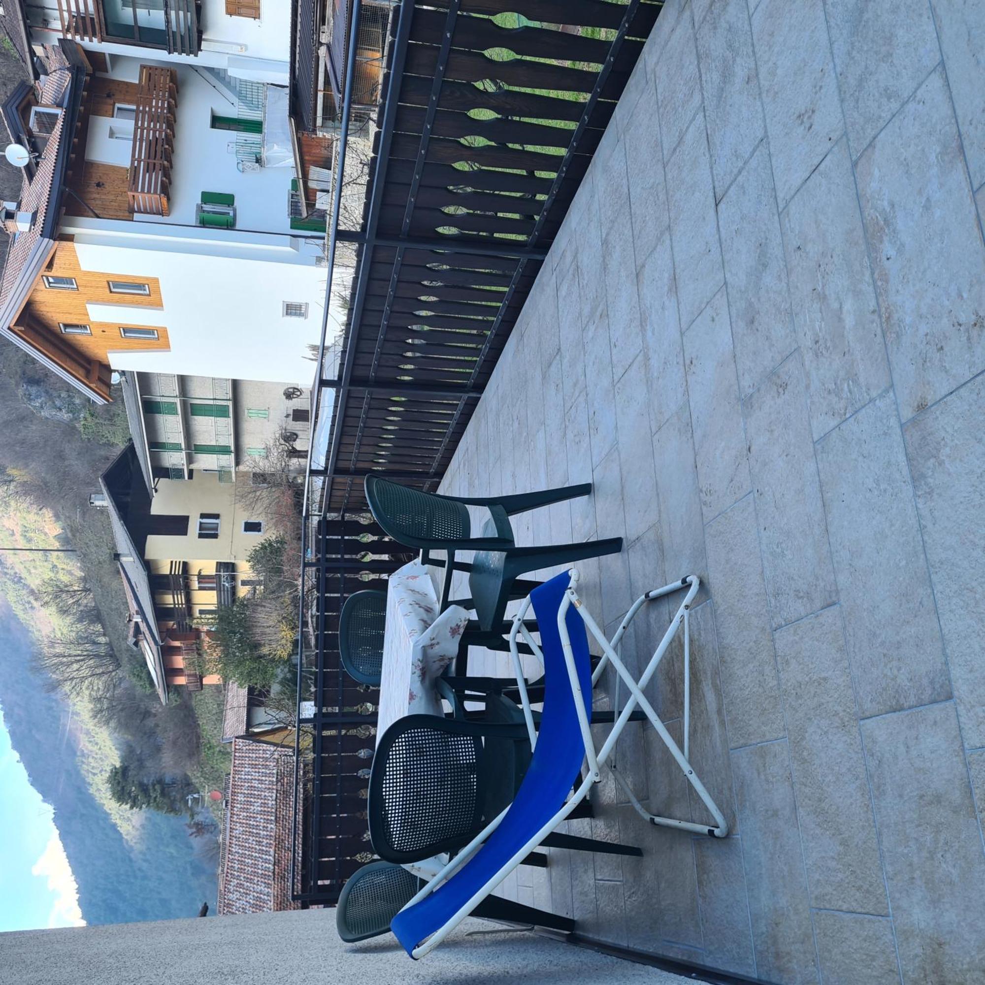 Appartement Bioledro Casa Lena à Mezzolago Extérieur photo