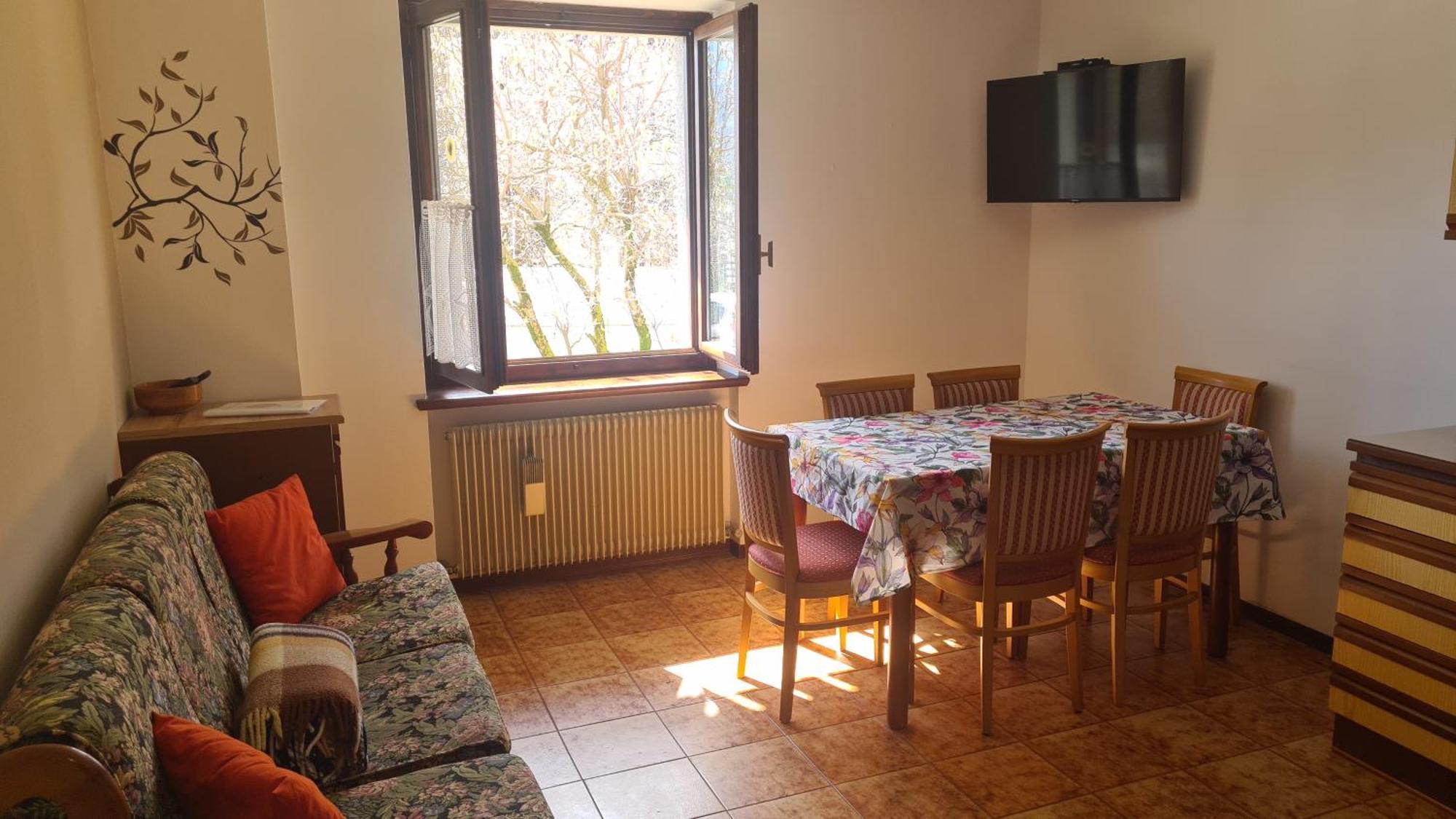 Appartement Bioledro Casa Lena à Mezzolago Extérieur photo