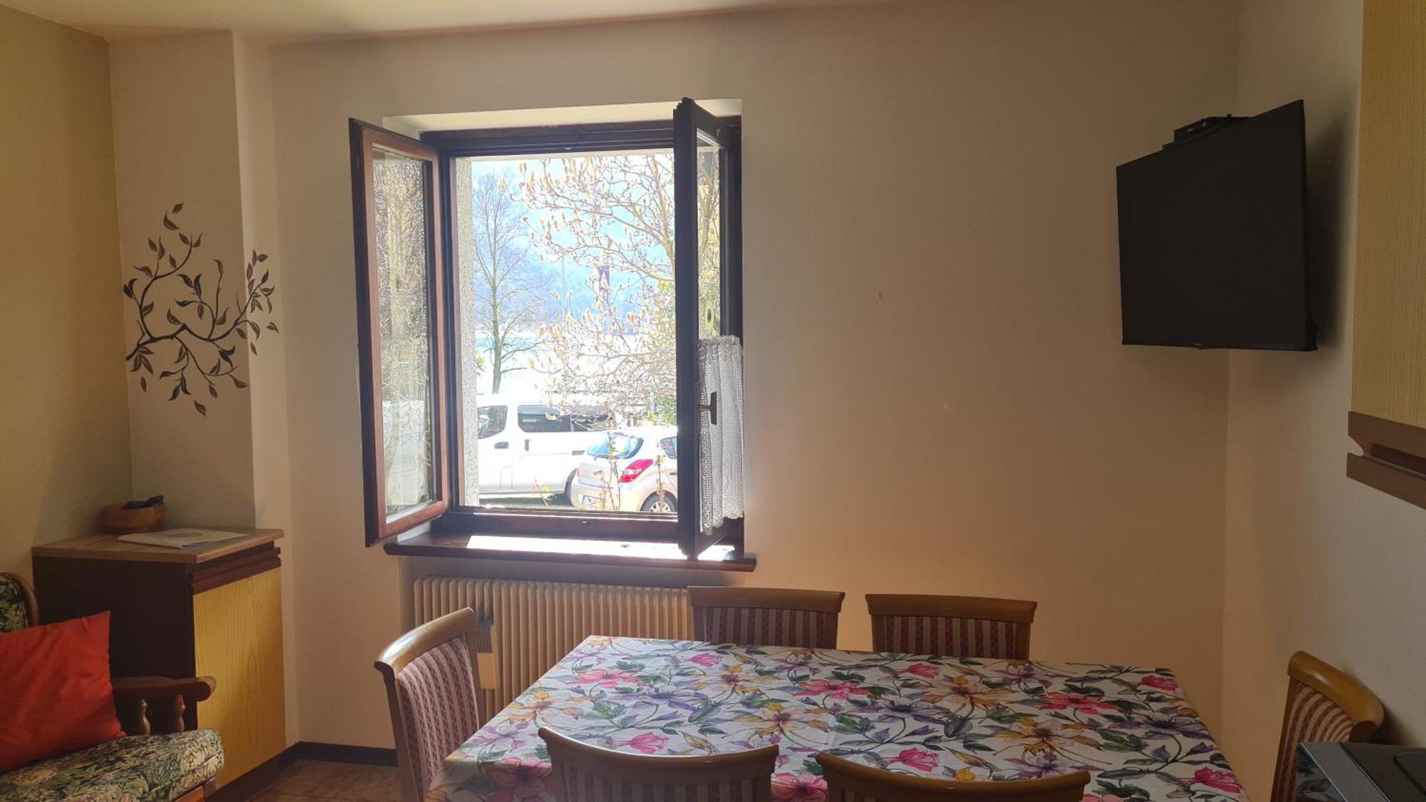 Appartement Bioledro Casa Lena à Mezzolago Extérieur photo