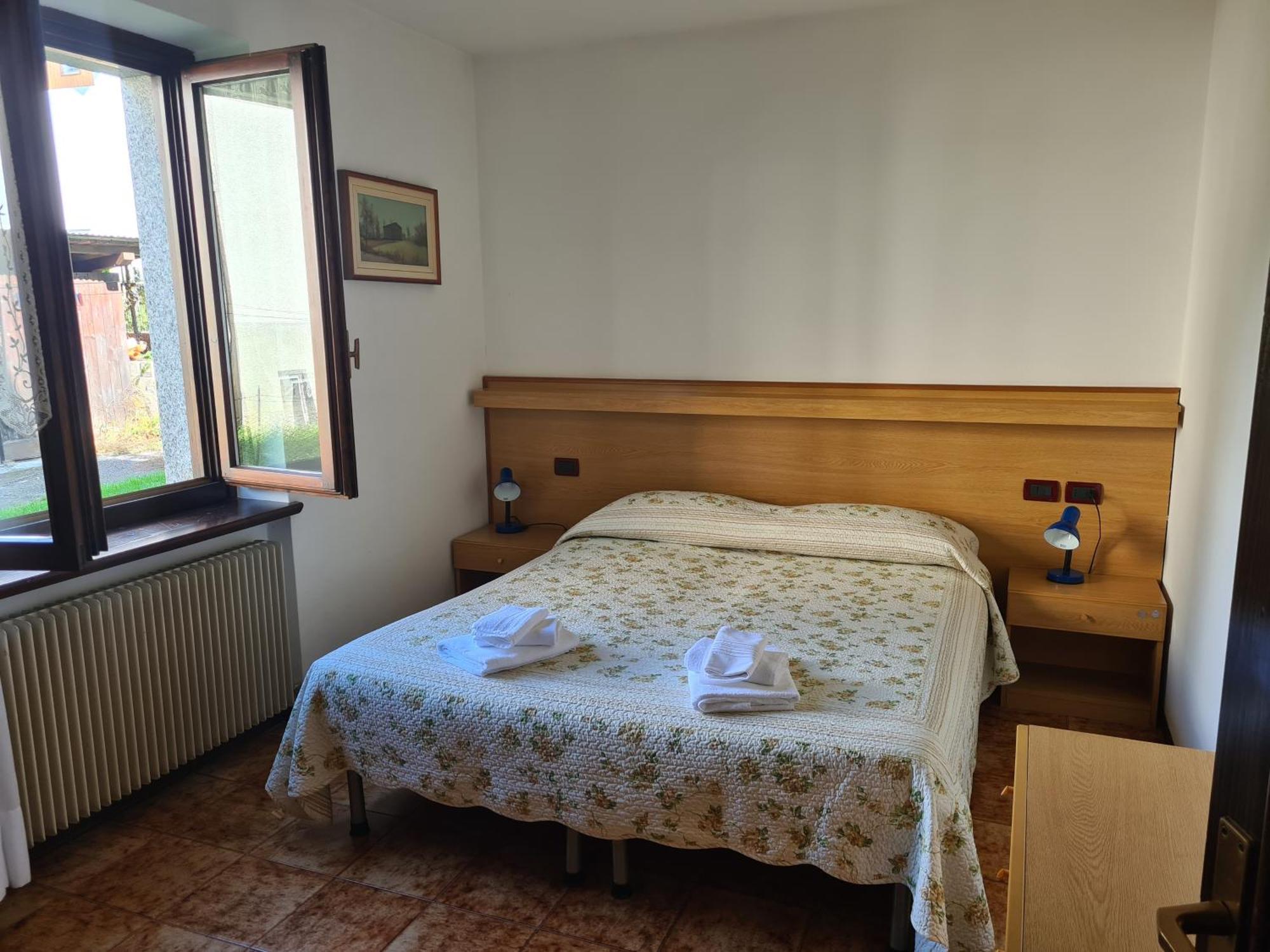 Appartement Bioledro Casa Lena à Mezzolago Extérieur photo