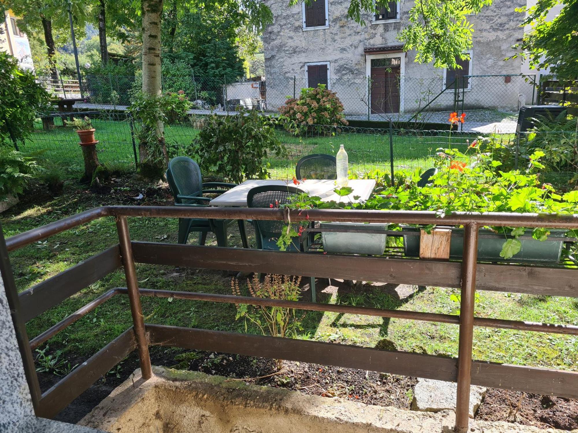 Appartement Bioledro Casa Lena à Mezzolago Extérieur photo