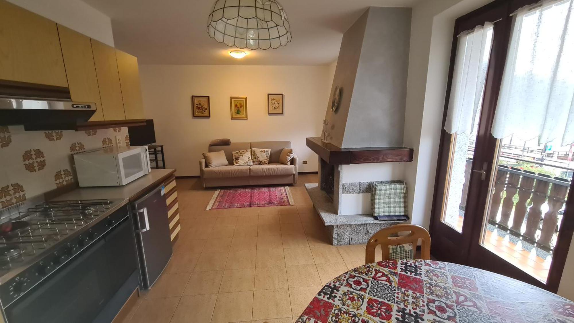 Appartement Bioledro Casa Lena à Mezzolago Extérieur photo