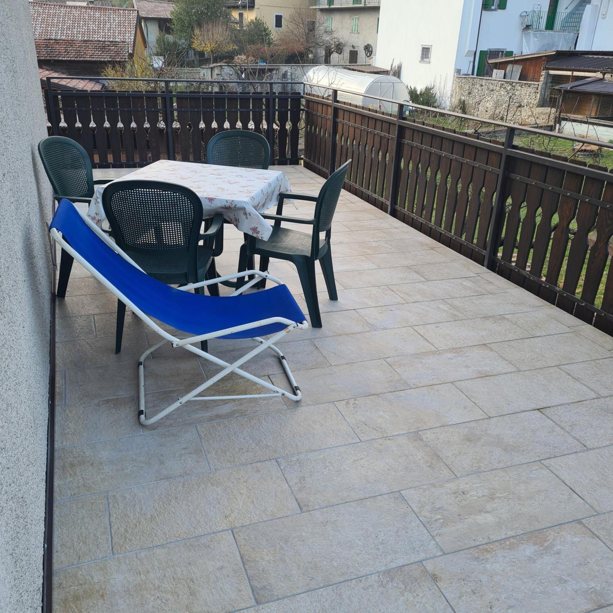 Appartement Bioledro Casa Lena à Mezzolago Extérieur photo